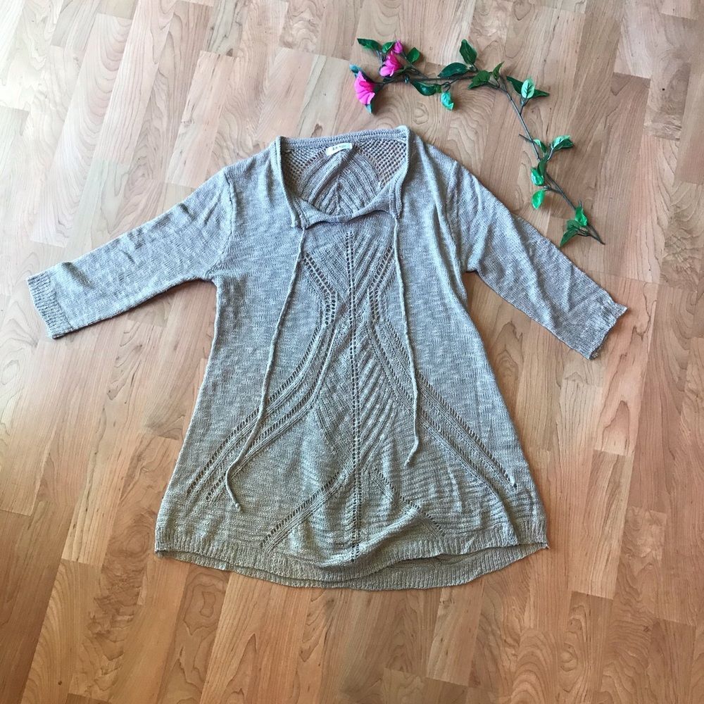 2/$12 Sale! Selfie Couture by Trendology Knit Shirt